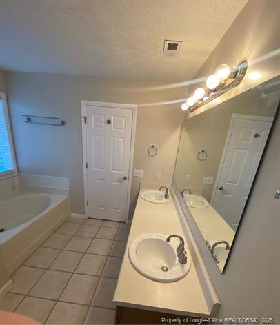 Building Photo - 1047 Gatesville Dr