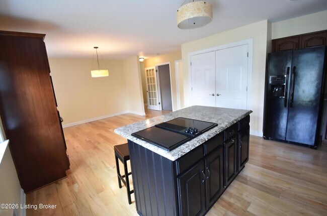 Building Photo - 308 Hawick Pl