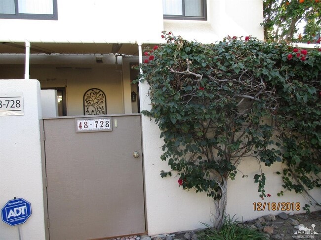Building Photo - 48728 Desert Flower Dr