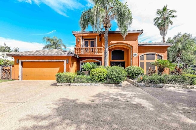 Building Photo - 503 W Avon Ct