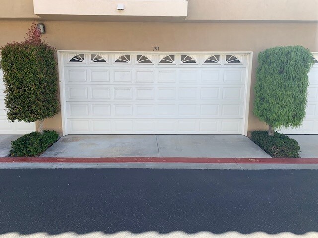 Attached Garage - 4170 Via Candidiz