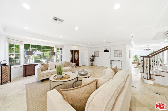 Building Photo - 4115 Laurelgrove Ave