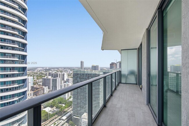 Building Photo - 1300 S Miami Ave