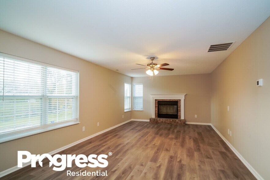 Building Photo - 8633 Buffalo Ridge Dr