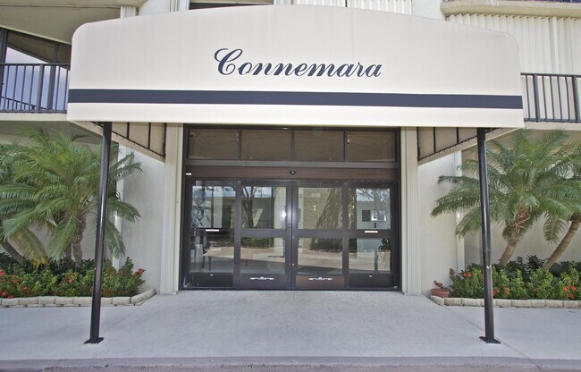 Building Photo - 5420 N Ocean Ave