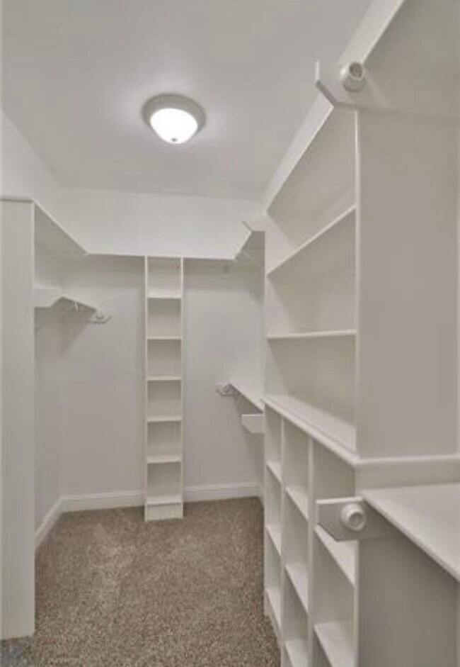 Building Photo - 7509 Olive Grove Ave