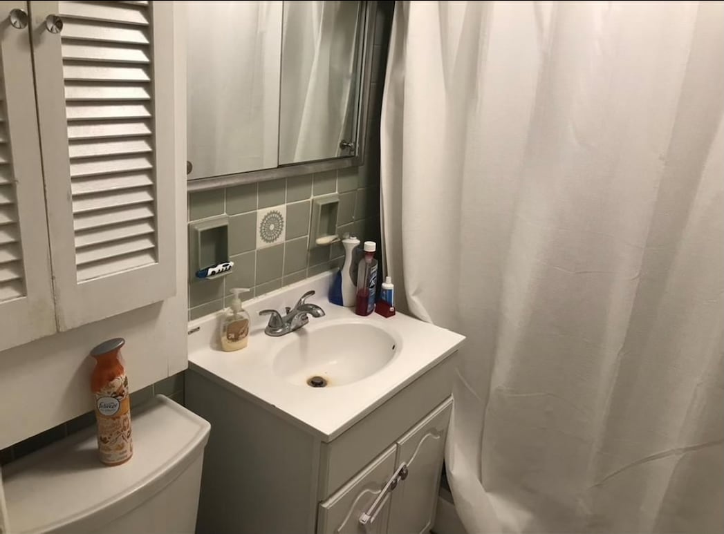 Building Photo - 1320 S Negley Ave