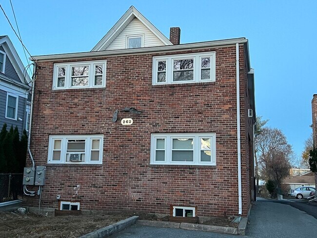 Building Photo - 262 Nevada St