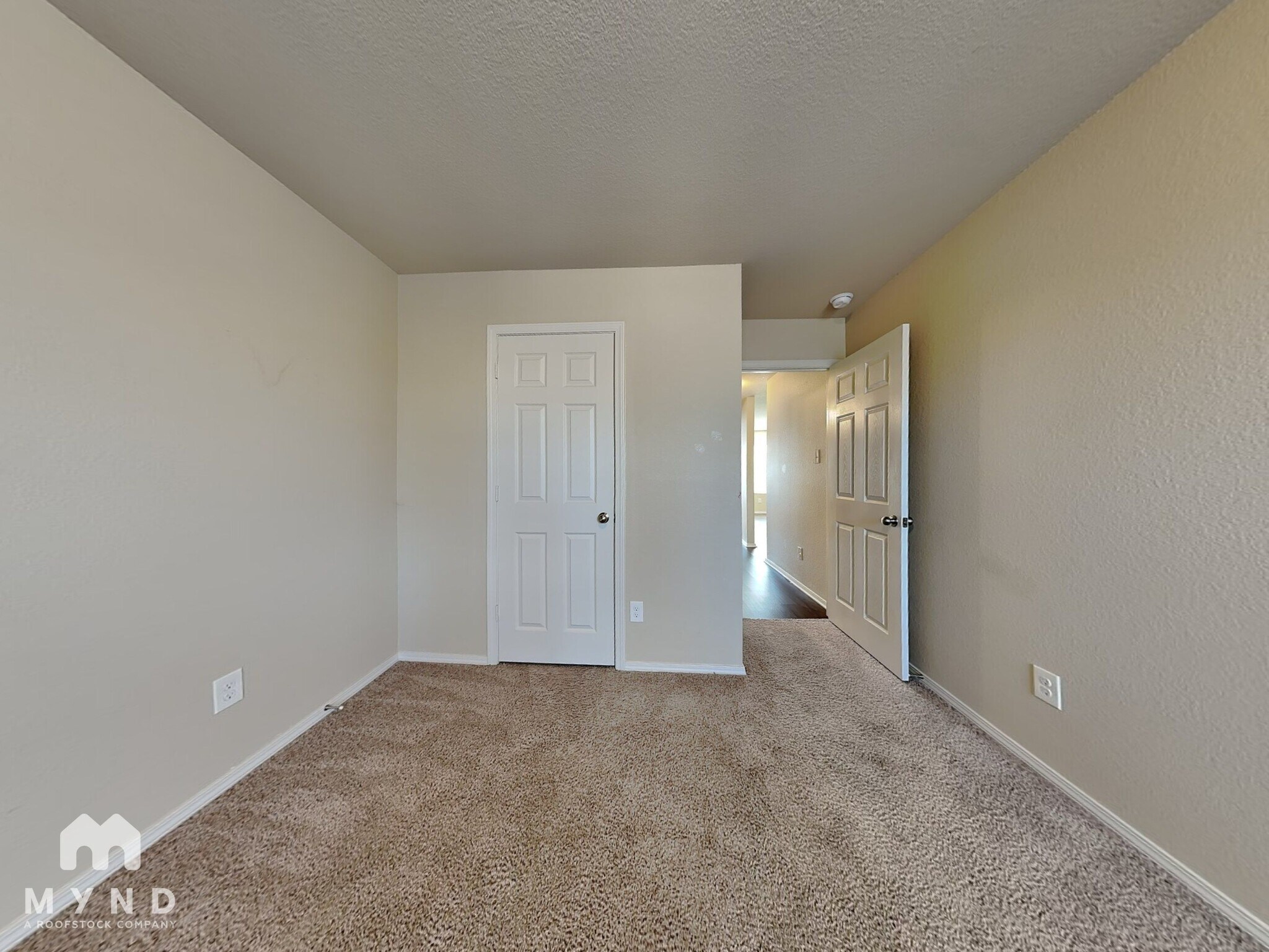 Building Photo - 938 Pinehurst Loop