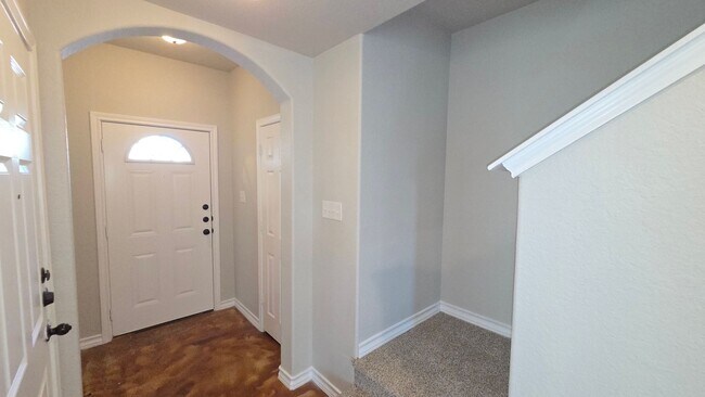 Building Photo - Retreat at Retama Park Townhome