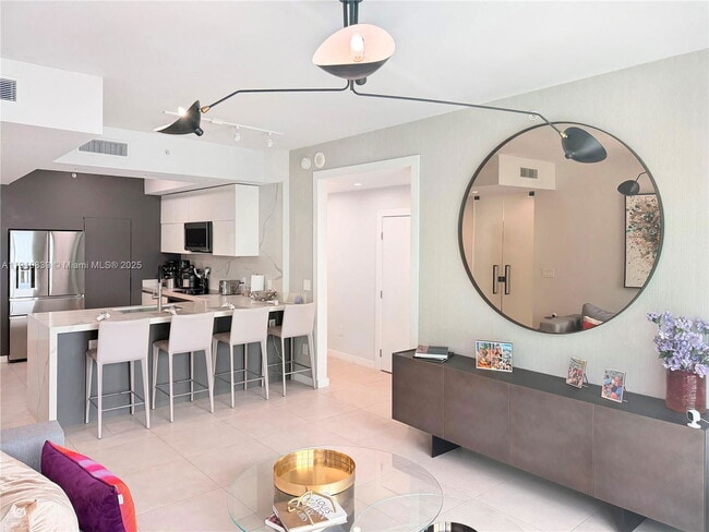 Building Photo - 31 SE 5th St