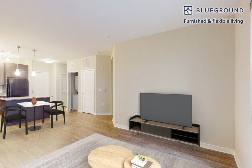 Building Photo - 2987 District Ave