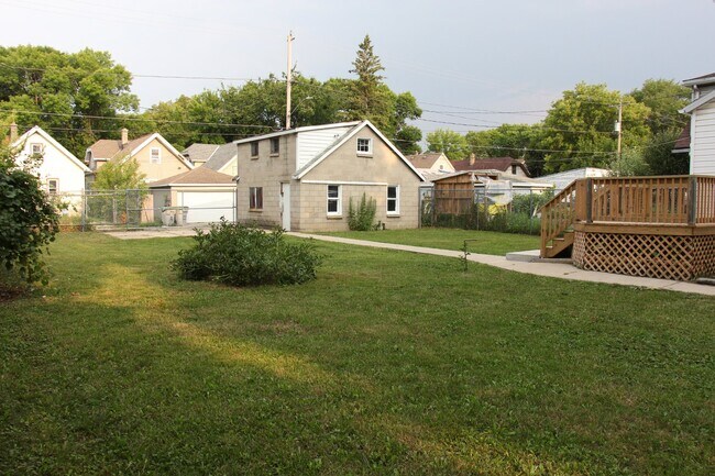Building Photo - 4617 N 37th St