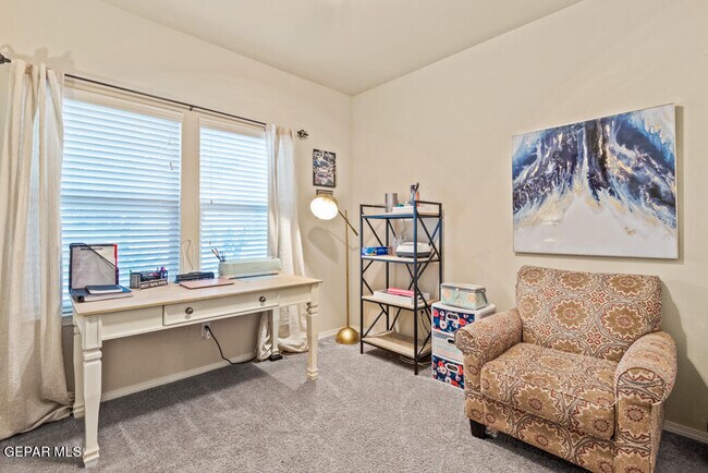 Building Photo - 7365 Dewberry Dr