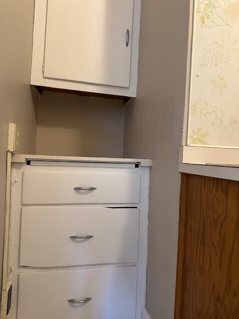 kitchen cupboards - 122 8th St E