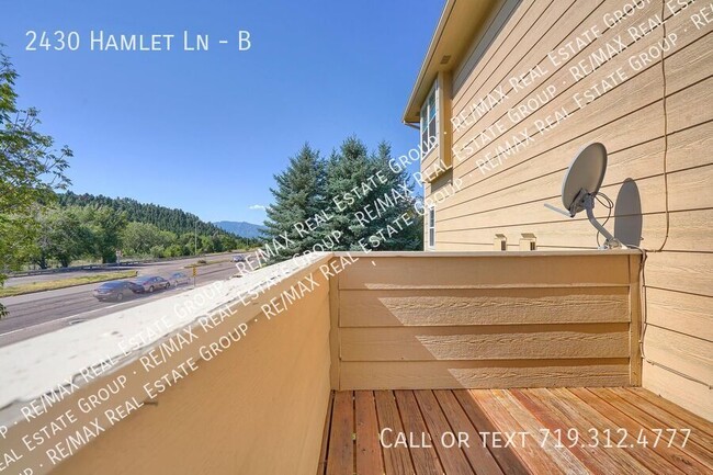 Building Photo - 2430 Hamlet Ln