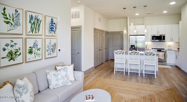 Building Photo - 6146 Liberty Hall Dr