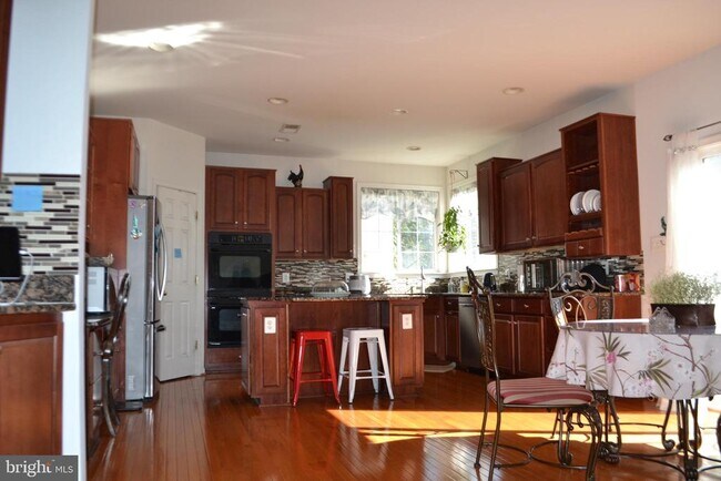 Building Photo - 44339 Apache Cir