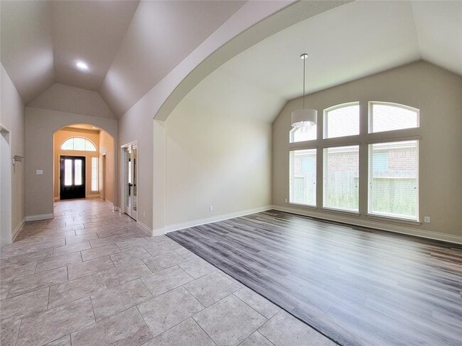 Building Photo - 1314 Watercrest Park Ln