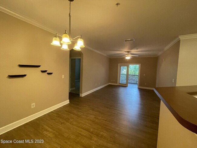 Building Photo - 6411 Borasco Dr