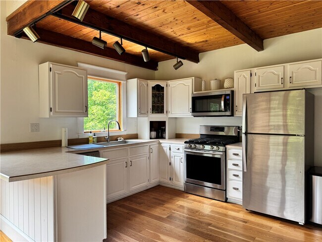Building Photo - 228 Staab Rd