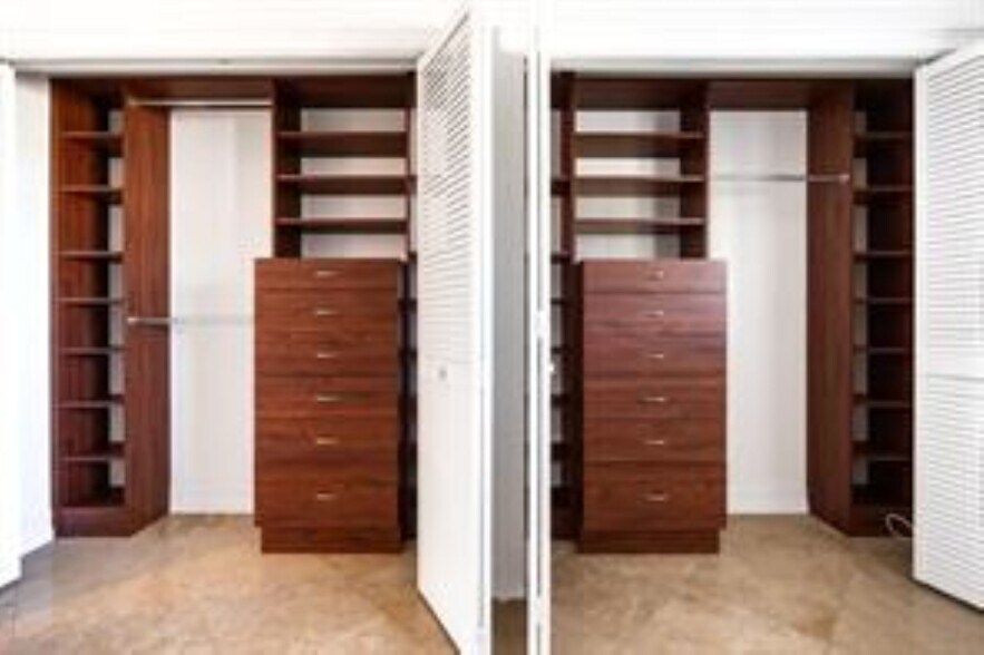 Building Photo - 4848 NE 23rd Ave