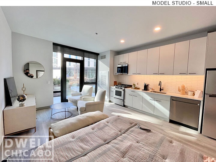 Building Photo - 2145 N Elston Ave