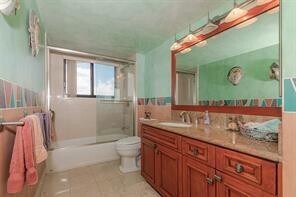 Building Photo - 3598 Yacht Club Dr