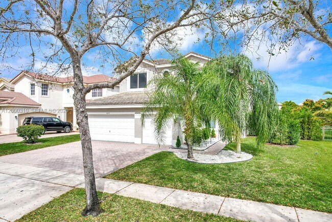 Building Photo - 16373 SW 30th St