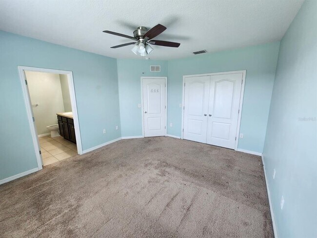 Building Photo - 335 Arbor Lakes Dr