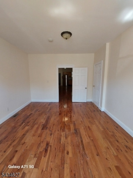 Building Photo - 309 7th Ave W