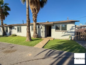 Building Photo - Discover the charm of Tucson Living in this Unique 1/1 Casita!