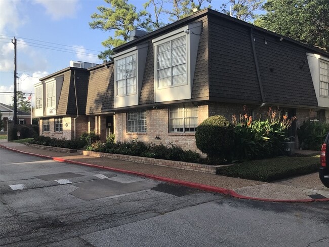Building Photo - 12633 Memorial Dr