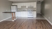 Building Photo - Section 8 accepted!!! 1 month free!!! "Cozy 1-Bedroom Retreat – Your Cozy Haven in Huntsville!"