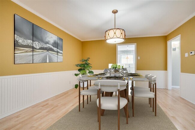 Building Photo - 6115 Averill Way