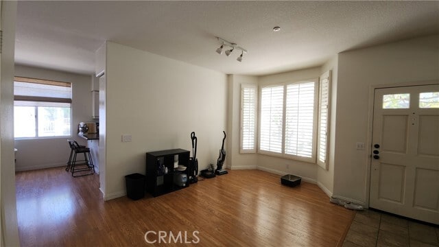 Building Photo - 580 N Pageant Dr