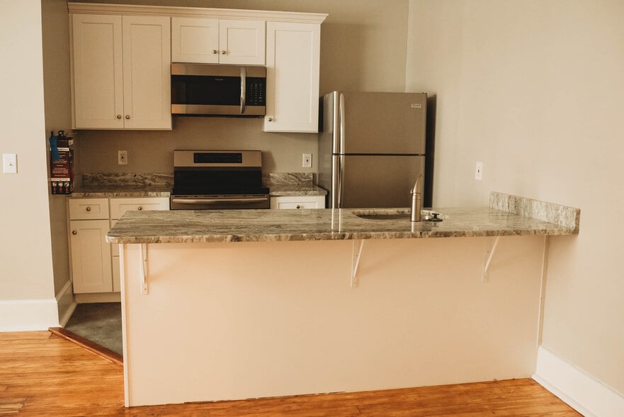 Kitchen area - 529 E Washington St