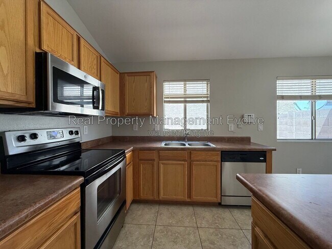 Building Photo - 11728 W Avenida Del Sol