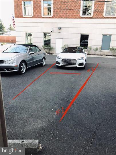 Building Photo - 8 N New St