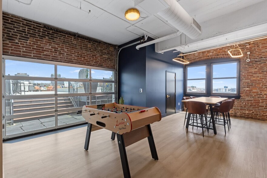 Building Photo - Ventana | On Wash Ave