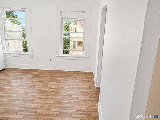Building Photo - 159 Fillmore St
