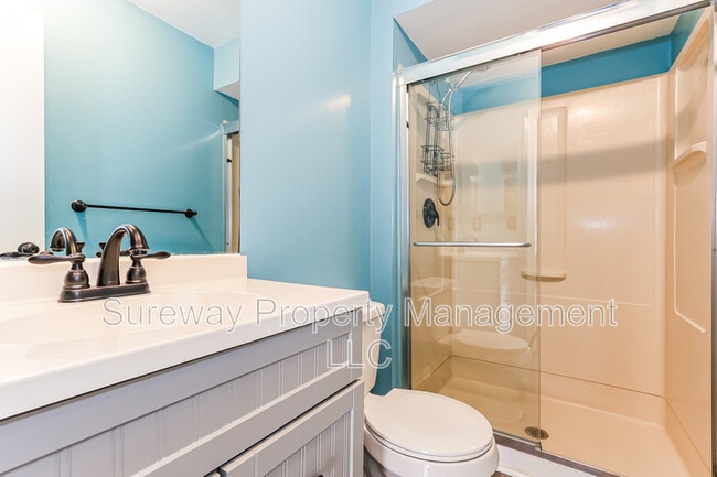 Building Photo - 3 Harrogate Ct