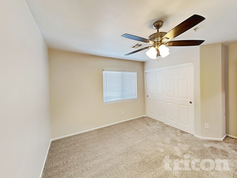 Building Photo - 5737 N Copper Sun Ct