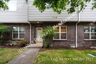 Building Photo - 1720 Brandt Rd
