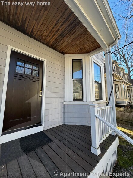 Building Photo - 60 Sacramento St