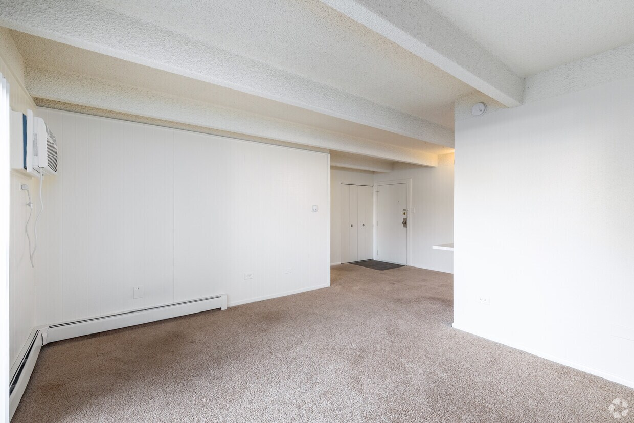 Twin Lake Towers Apartments Denver