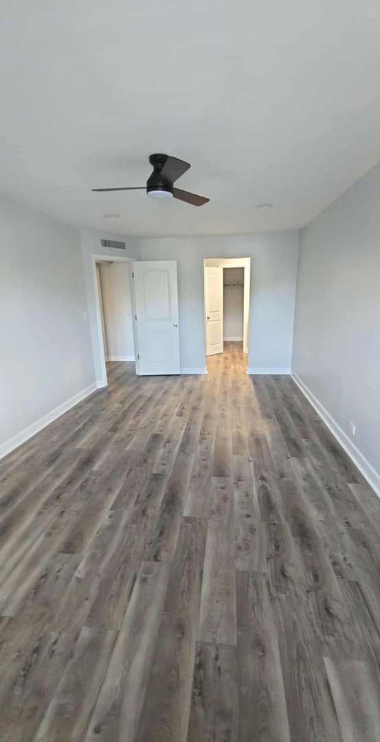 Building Photo - 5001 Carriage Way Dr