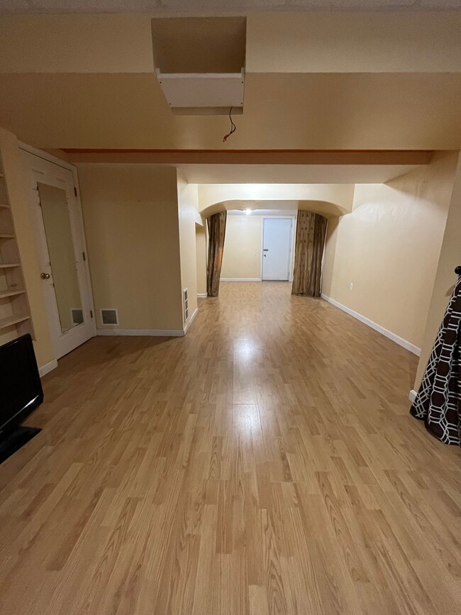 Building Photo - 2743 Cranberry Hwy