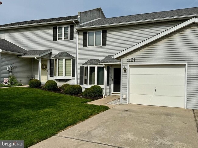 Building Photo - 1121 Progress Rd