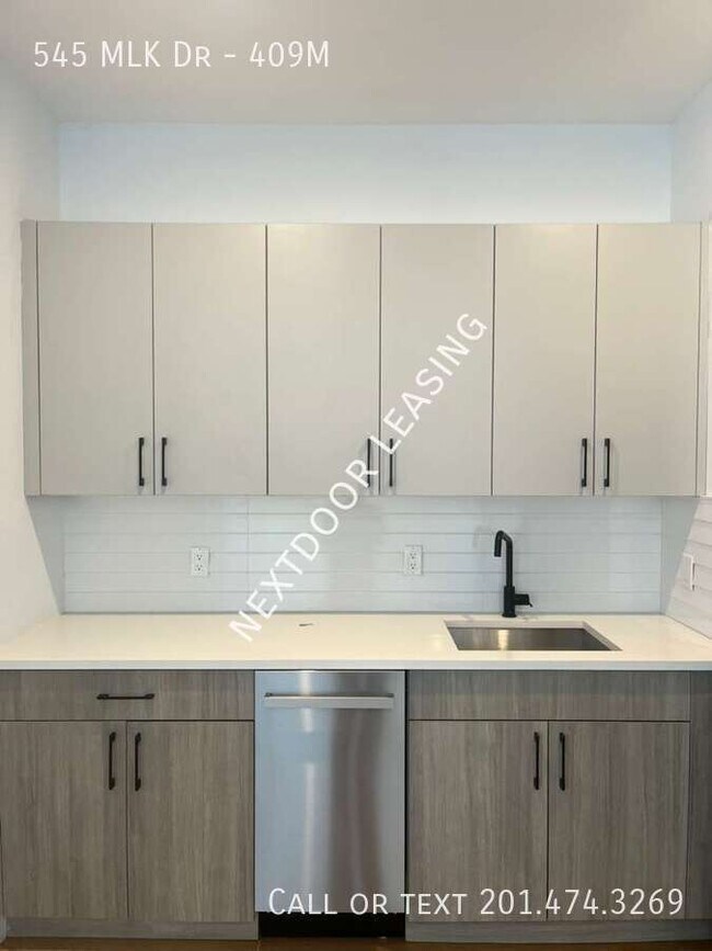 Building Photo - 545 MLK Dr-409M